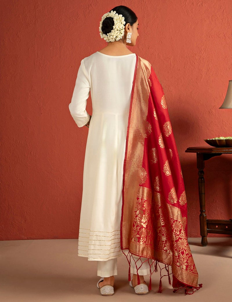 كاري طقم كورتا نسائي – ملابس مريحة يومية - Image 2